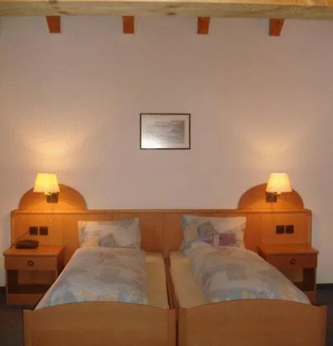 Grischuna Szálloda 3*